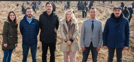 Eğitim Fakültesi öğrencileri fidanları toprakla buluşturdu